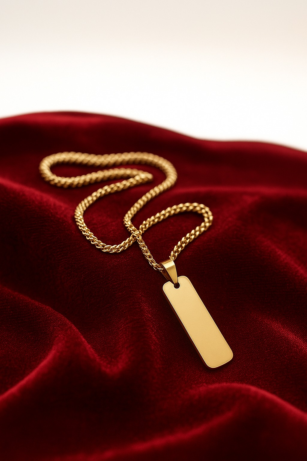 Chain with pendents